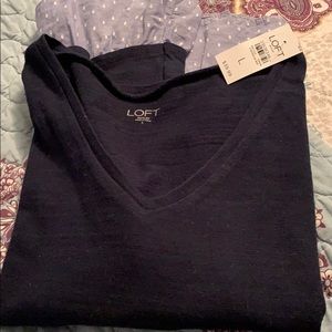 Loft outlet ruffle bottom shirt sleeve shirt!!